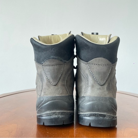 Vintage Raichle Mt. Trail Waterproof Men’s Hiking Boot | US 7.5 - Picture 3 of 9